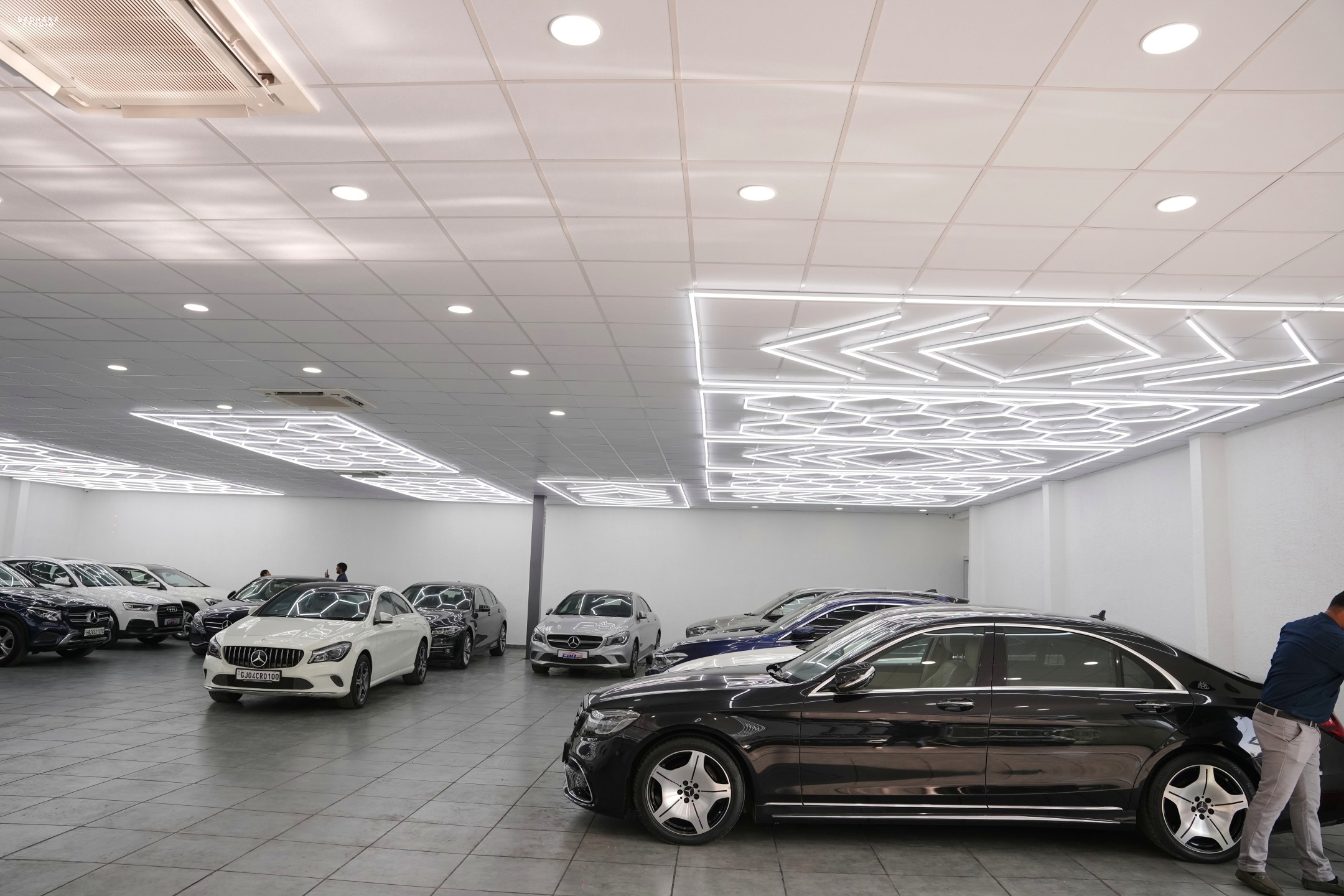 Showroom 3
